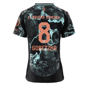 Bayern Munich Leon Goretzka #8 Venkovní Dres pro Dámy 2024-25 Krátkým Rukávem