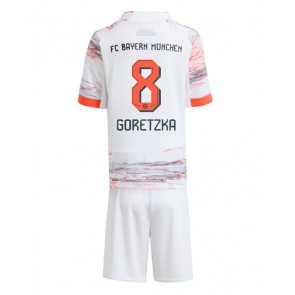 Bayern Munich Leon Goretzka #8 Venkovní dres komplet pro Děti 2025-26 Krátkým Rukávem (+ Krátké kalhoty)