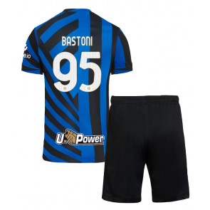 Inter Milan Alessandro Bastoni #95 Domácí dres komplet pro Děti 2024-25 Krátkým Rukávem (+ Krátké kalhoty)