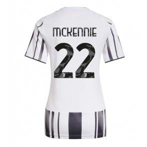 Juventus Weston McKennie #22 Domácí Dres pro Dámy 2025-26 Krátkým Rukávem