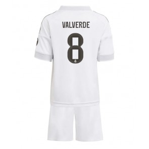 Real Madrid Federico Valverde #8 Domácí dres komplet pro Děti 2025-26 Krátkým Rukávem (+ Krátké kalhoty) Real Madrid Federico Valverde #8 Domácí dres komplet pro Děti 2025-26 Krátkým Rukávem (+ Krátké kalhoty)