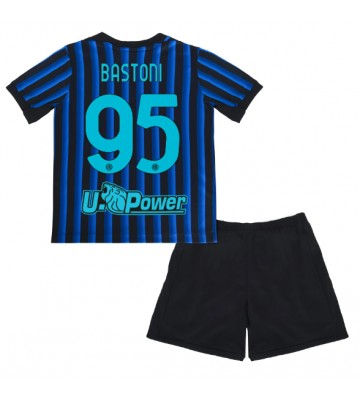 Inter Milan Alessandro Bastoni #95 Domácí dres komplet pro Děti 2025-26 Krátkým Rukávem (+ Krátké kalhoty)