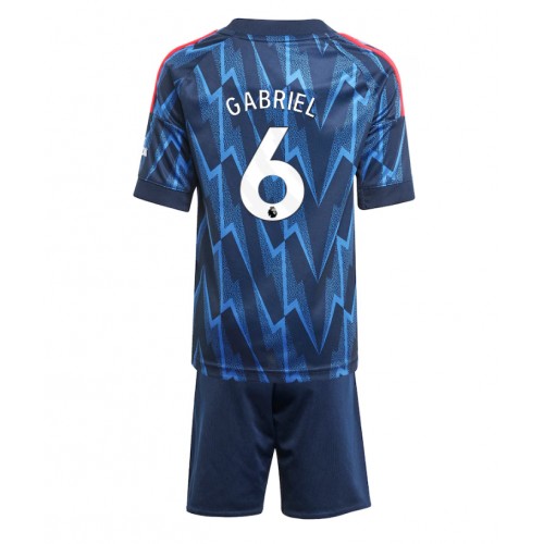 Arsenal Gabriel Magalhaes #6 Venkovní dres komplet pro Děti 2025-26 Krátkým Rukávem (+ Krátké kalhoty) Arsenal Gabriel Magalhaes #6 Venkovní dres komplet pro Děti 2025-26 Krátkým Rukávem (+ Krátké kalhoty)