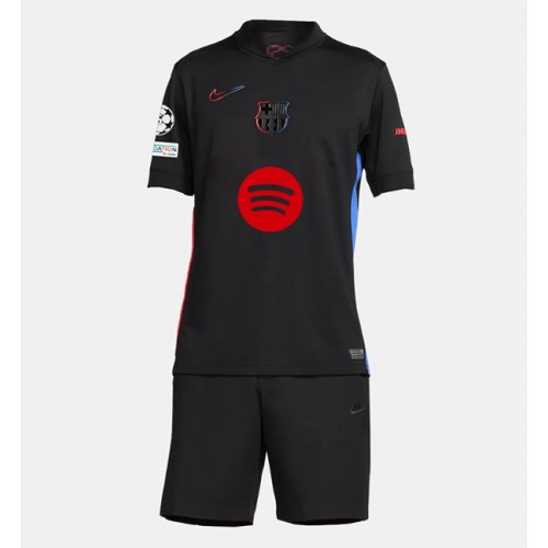 Barcelona Pau Cubarsi #2 Venkovní dres komplet pro Děti 2024-25 Krátkým Rukávem (+ Krátké kalhoty) Barcelona Pau Cubarsi #2 Venkovní dres komplet pro Děti 2024-25 Krátkým Rukávem (+ Krátké kalhoty)