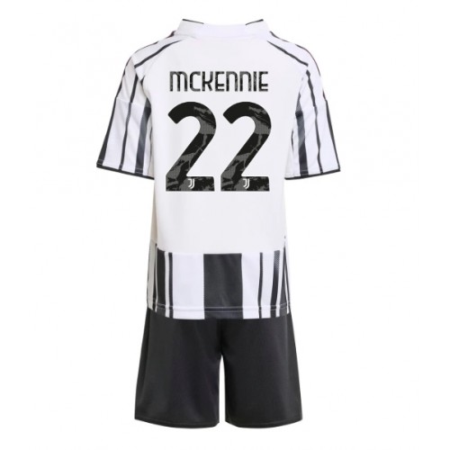 Juventus Weston McKennie #22 Domácí dres komplet pro Děti 2025-26 Krátkým Rukávem (+ Krátké kalhoty)