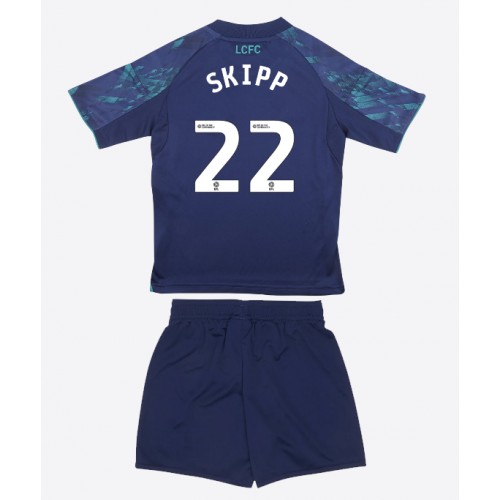 Leicester City Oliver Skipp #22 Venkovní dres komplet pro Děti 2025-26 Krátkým Rukávem (+ Krátké kalhoty) Leicester City Oliver Skipp #22 Venkovní dres komplet pro Děti 2025-26 Krátkým Rukávem (+ Krátké kalhoty)