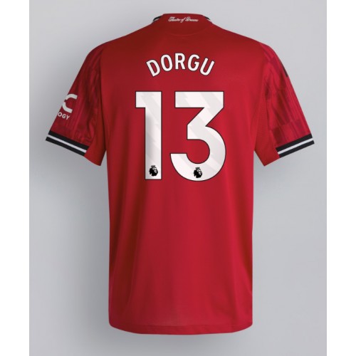 Manchester United Patrick Dorgu #13 Domácí Dres 2025-26 Krátkým Rukávem Manchester United Patrick Dorgu #13 Domácí Dres 2025-26 Krátkým Rukávem