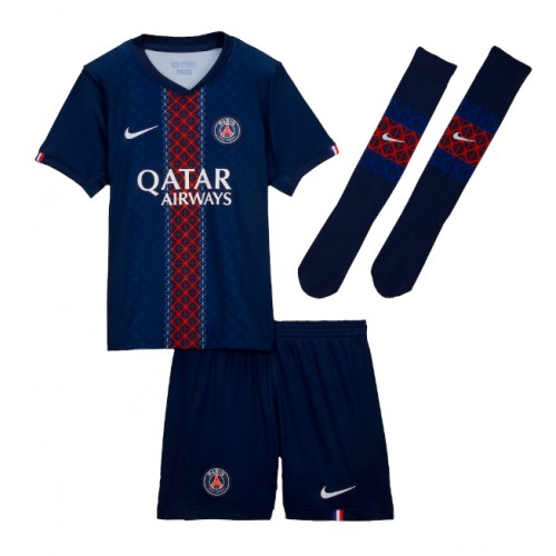 Paris Saint-Germain Khvicha Kvaratskhelia #7 Domácí dres komplet pro Děti 2025-26 Krátkým Rukávem (+ Krátké kalhoty) Paris Saint-Germain Khvicha Kvaratskhelia #7 Domácí dres komplet pro Děti 2025-26 Krátkým Rukávem (+ Krátké kalhoty)