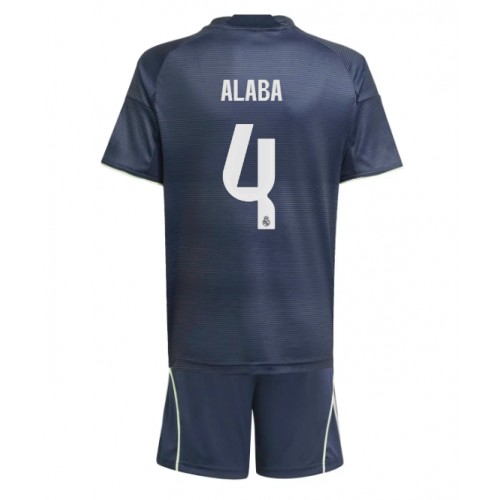 Real Madrid David Alaba #4 Venkovní dres komplet pro Děti 2025-26 Krátkým Rukávem (+ Krátké kalhoty) Real Madrid David Alaba #4 Venkovní dres komplet pro Děti 2025-26 Krátkým Rukávem (+ Krátké kalhoty)
