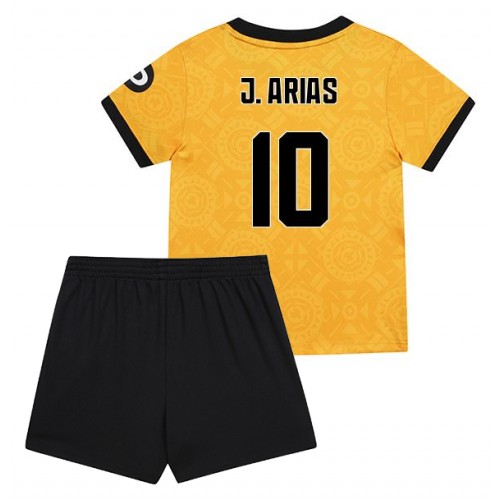 Wolves Jhon Arias #10 Domácí dres komplet pro Děti 2025-26 Krátkým Rukávem (+ Krátké kalhoty) Wolves Jhon Arias #10 Domácí dres komplet pro Děti 2025-26 Krátkým Rukávem (+ Krátké kalhoty)